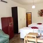 Koblar Πανσιόν