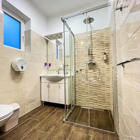 Koblar Guest house