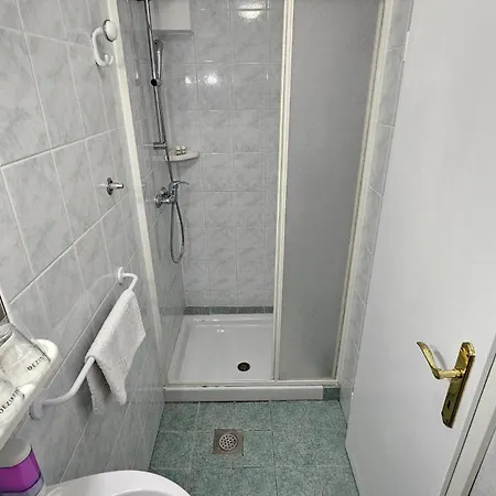 Koblar Guest house 2*