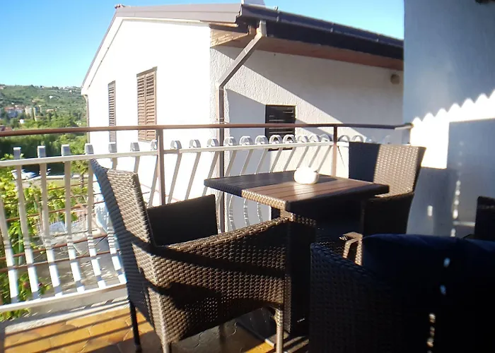 Koblar بيت ضيافة بورتوروز