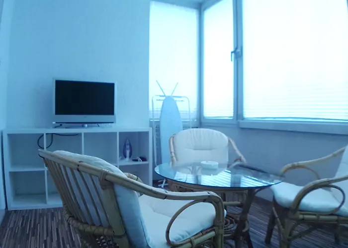 Koblar بيت ضيافة